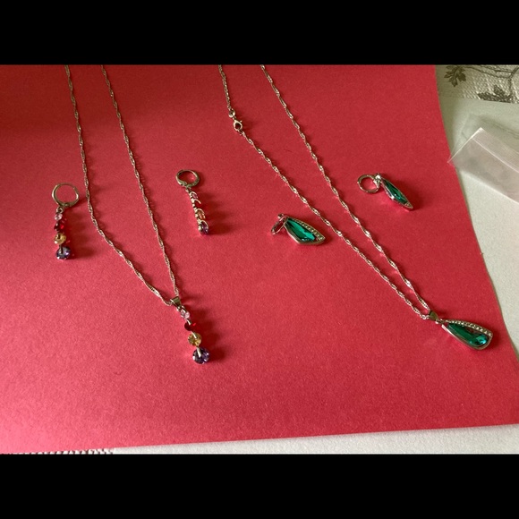 2 pieces of sterling silver necklaces with earring - Picture 2 of 2